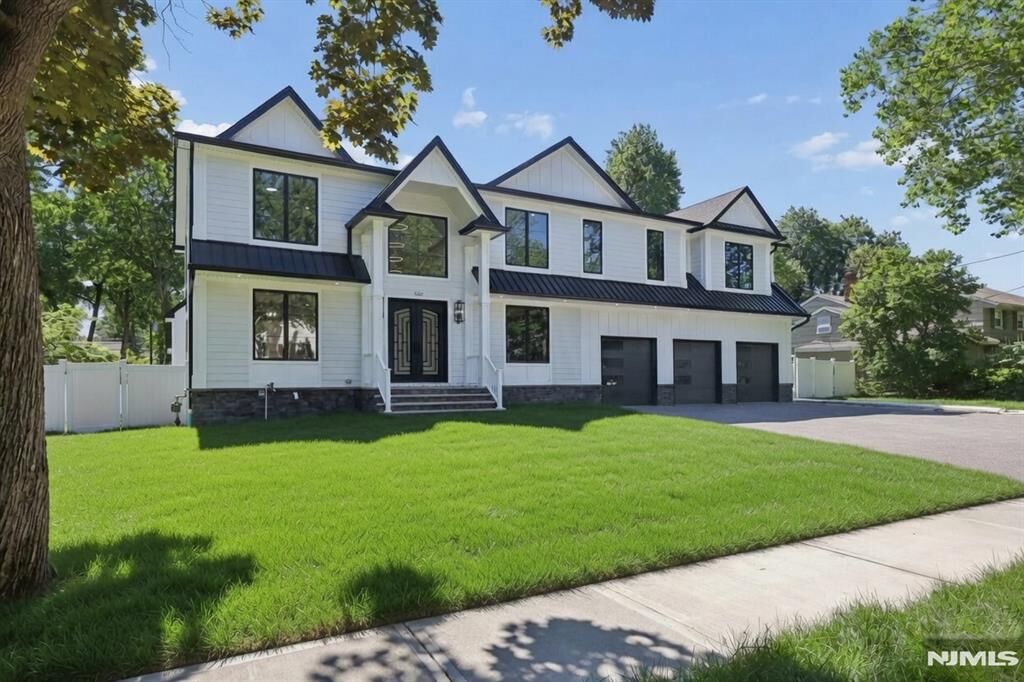 Property Photo: 532 Hobart Road NJ 07652