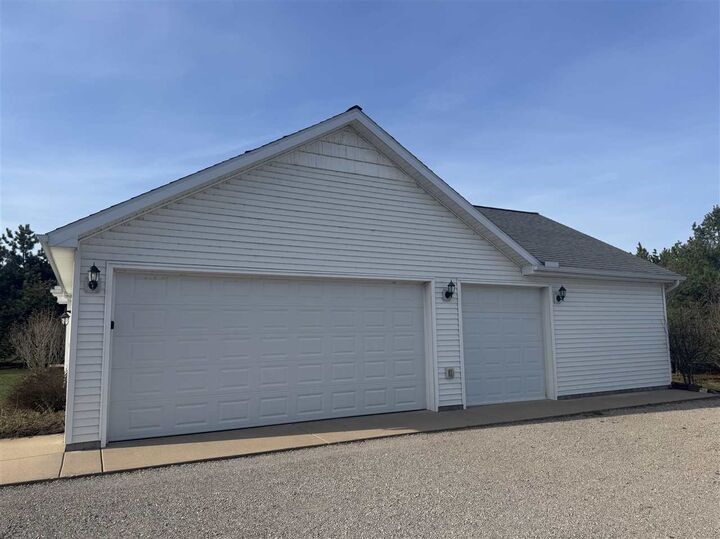 Property Photo:  2095 Lakeview  MI 49706 