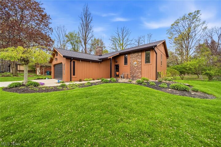 Property Photo:  9060 Bluejay Lane  OH 44060 