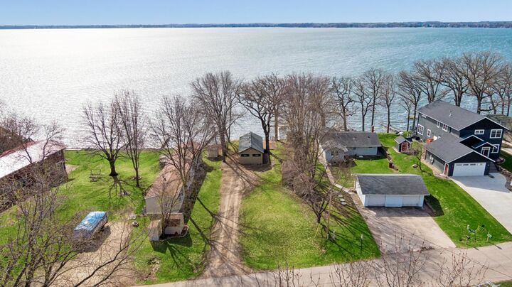 Property Photo:  68195 233rd Street  MN 55325 