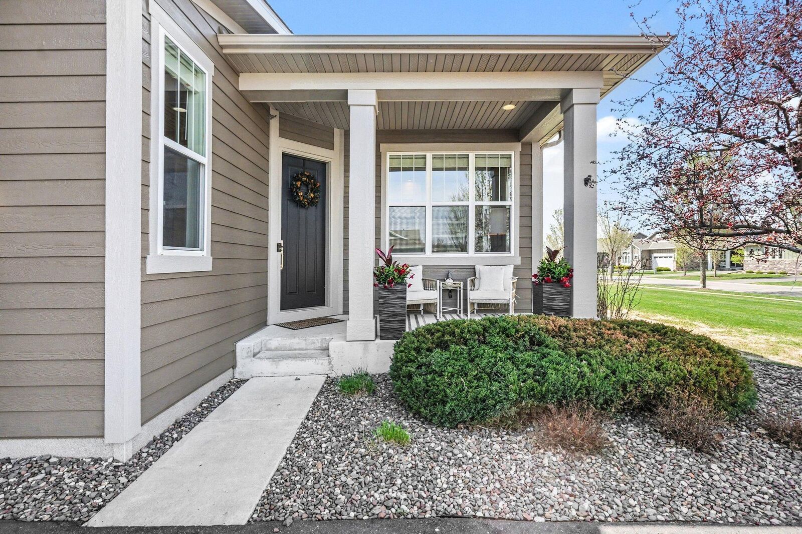 Property Photo:  5073 Sundial Lane  MN 55129 