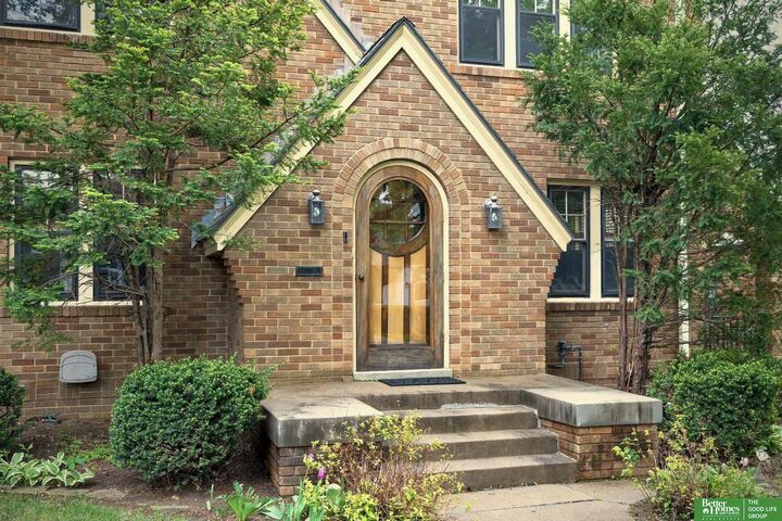 Property Photo:  4501 Pine Street  NE 68106 