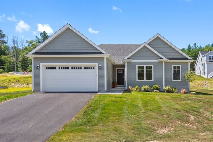 Property Photo:  8 Weber Farm Road 8  MA 02093 