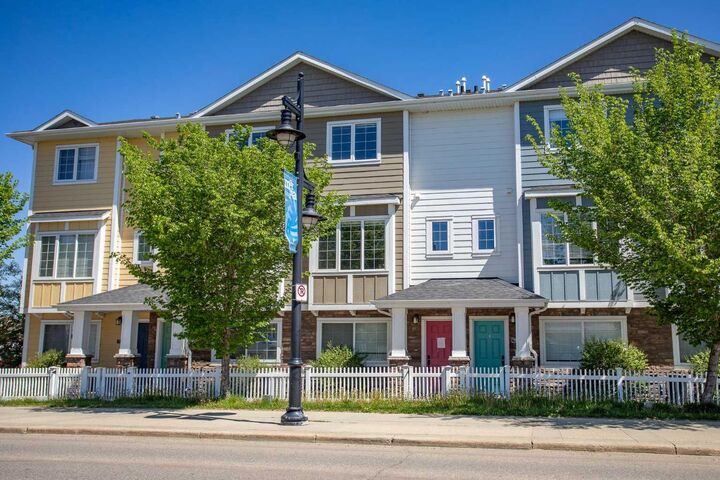 Property Photo: 5210 Lakeshore Drive 103 AB T4S 0M6