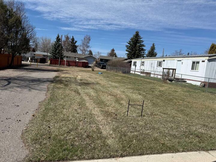 Property Photo: 320 3 Street N AB T0L 2B0