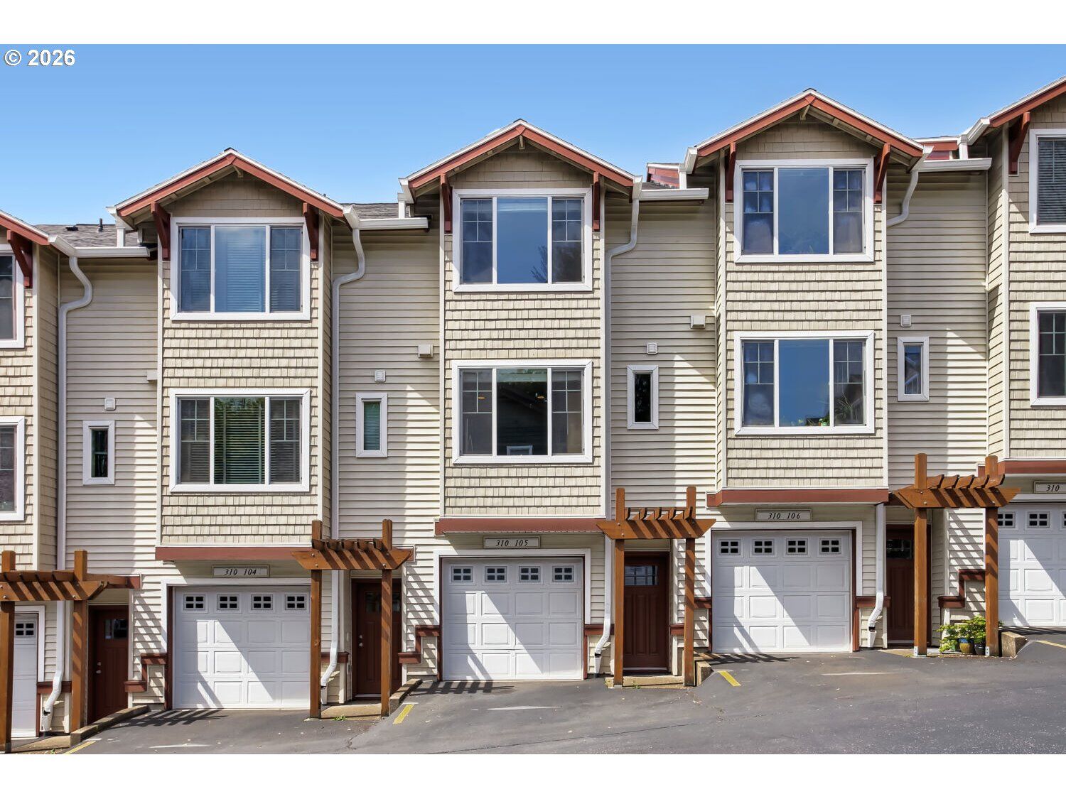 Property Photo:  310 NW 116th Ave 105  OR 97229 