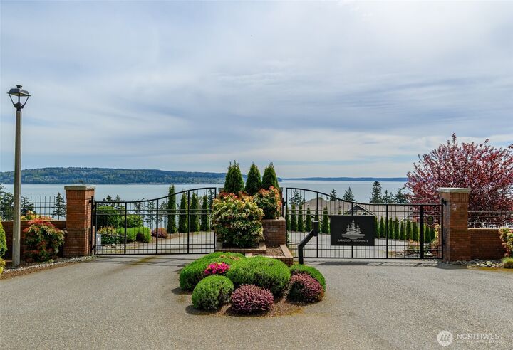 Property Photo: 1418 Sergios View Lane WA 98277