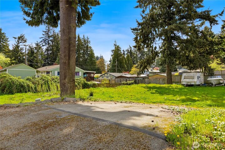 Property Photo:  1415 SW 356th Street  WA 98023 