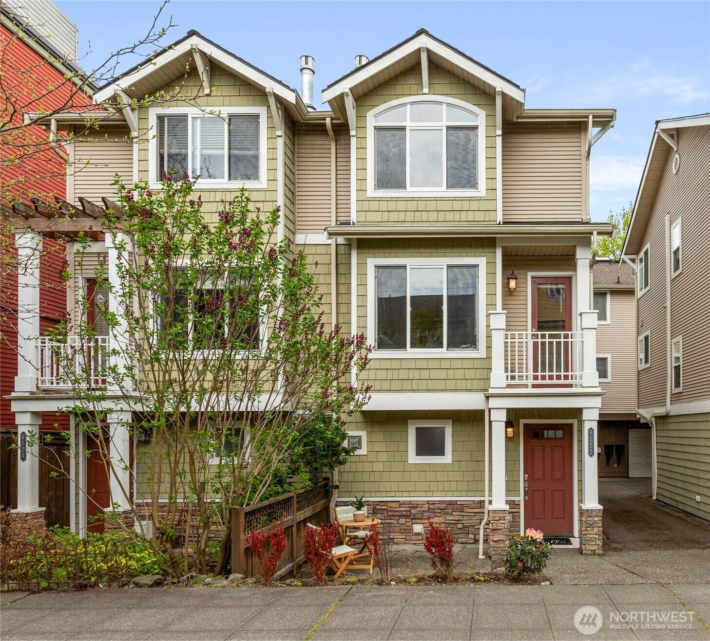 Property Photo:  6522  5th Avenue NE  WA 98115 