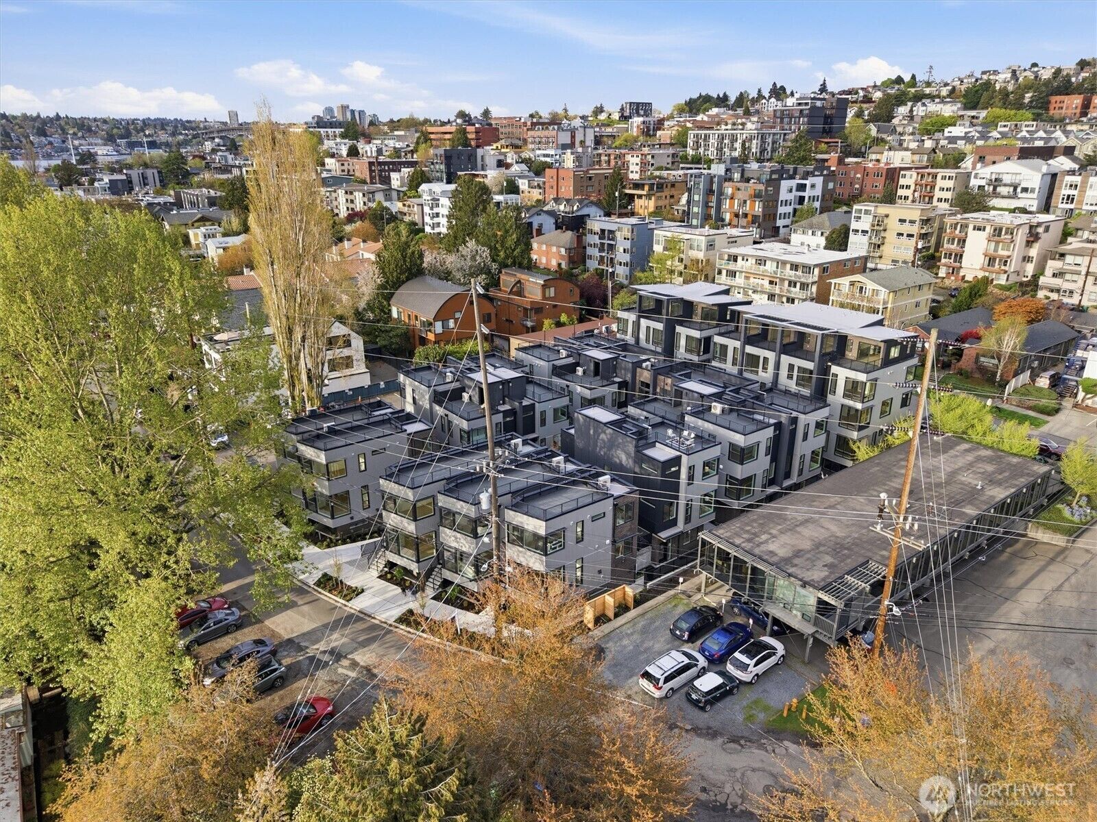 Property Photo:  2018  Fairview Avenue E D  WA 98102 
