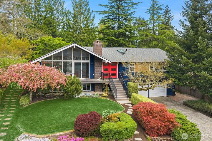 Property Photo:  17420 NE 11th Street  WA 98008 