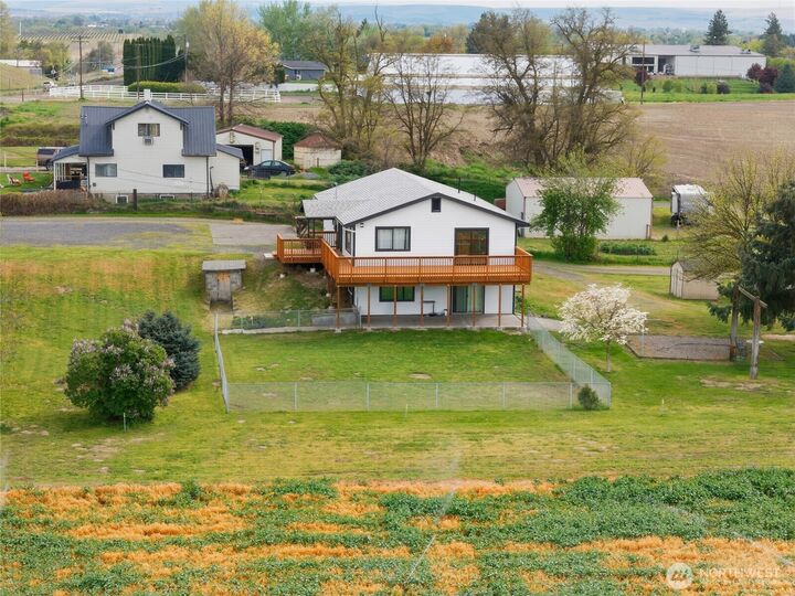 Property Photo:  1934 S College Ave  WA 99324 