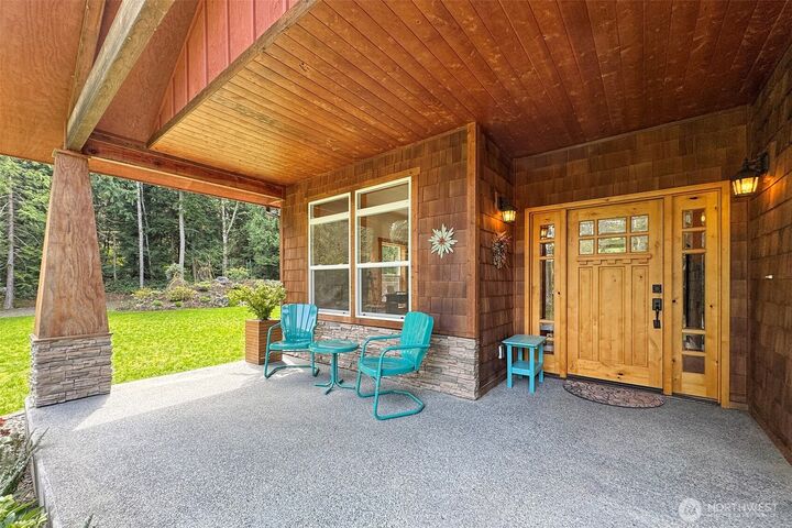 Property Photo:  106  Leda Lane  WA 98363 