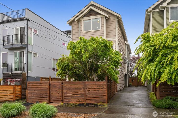 Property Photo:  6209  7th Avenue NW  WA 98107 