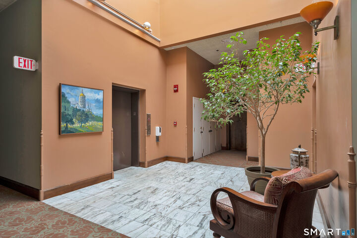 Property Photo:  1 Linden Place 506  CT 06106 