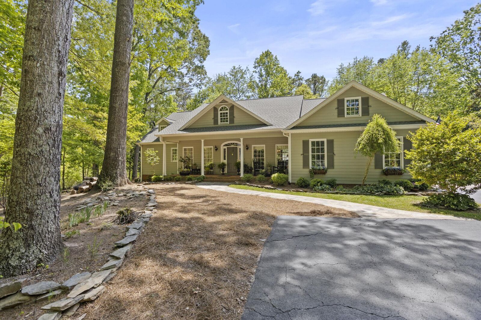 Property Photo:  2222 Landrum Mill Road  SC 29322 