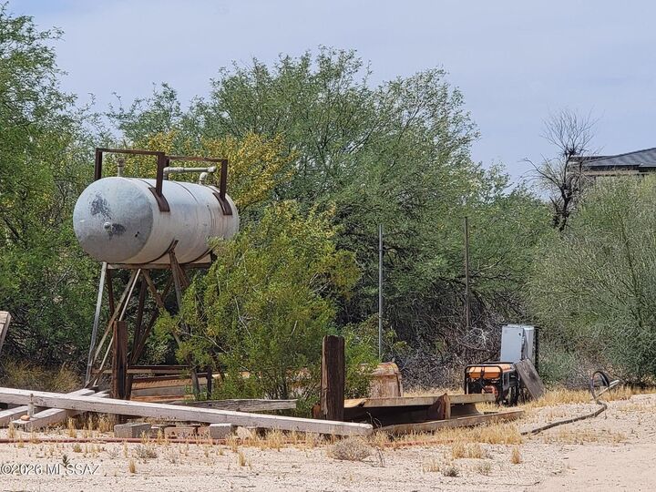 Property Photo:  1940 W Oracle Jaynes Station Road  AZ 85704 
