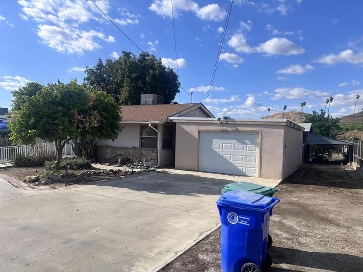 Property Photo:  506 W Westfield Avenue  CA 93257 