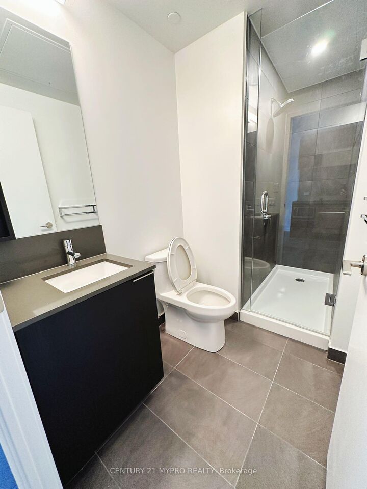 Property Photo:  1000 Portage Parkway 315  ON L4K 0L1 