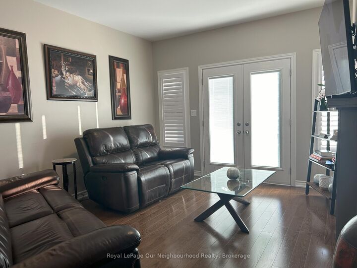 Property Photo:  249 Fleetwood Drive  ON L1K 3E8 