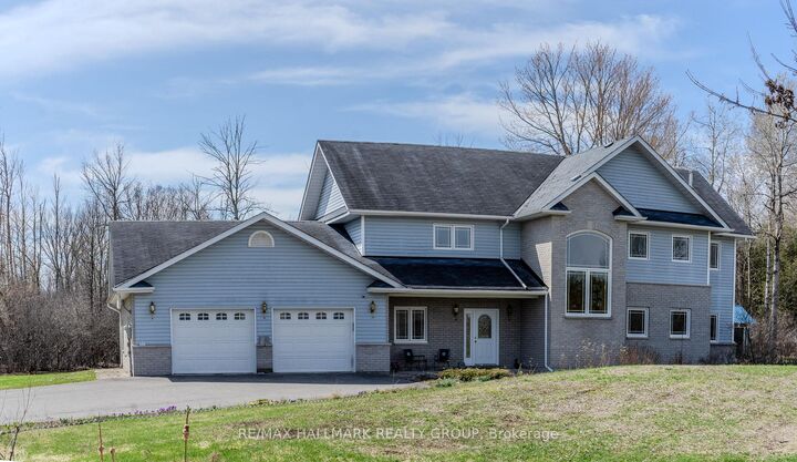 Property Photo: 21 Skeel Court ON K0A 1B0