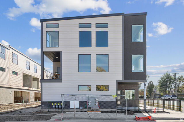 Property Photo:  322 E Jessica View Ln S 14  UT 84115 