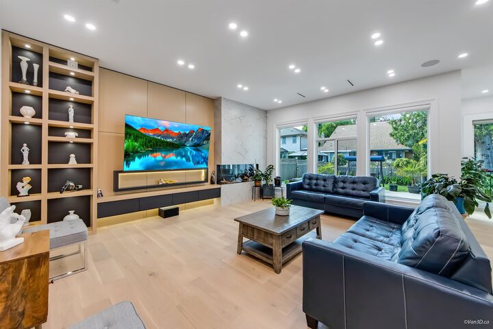 Property Photo: 16129 108 Avenue Avenue BC V4N 1P2