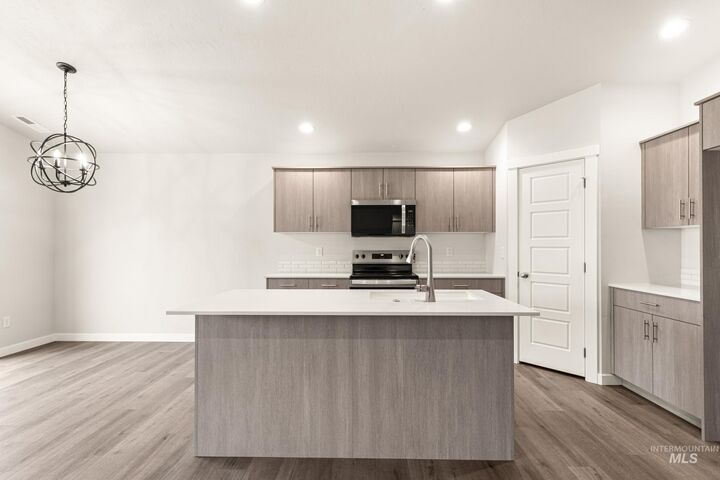 Property Photo: 15288 Fuchsia Ave ID 83651