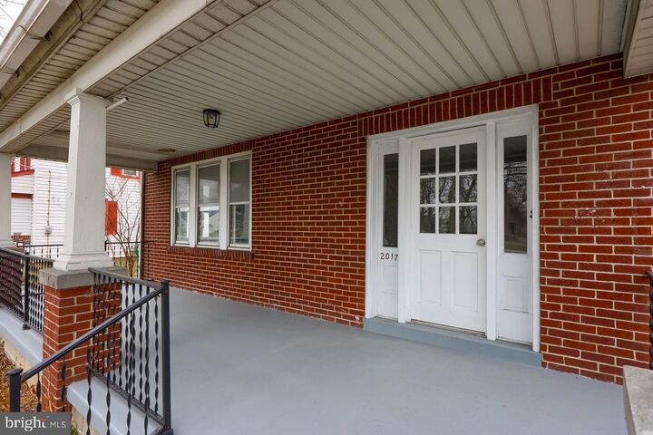 Property Photo:  2017 Old Philadelphia Pike  PA 17576 