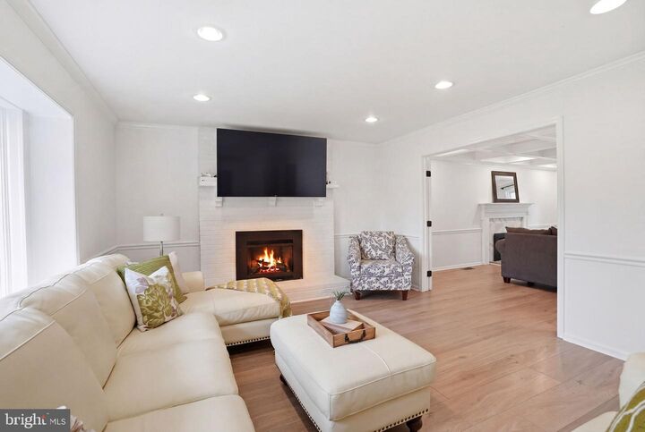 Property Photo:  476 Gladstone Road  PA 19047 