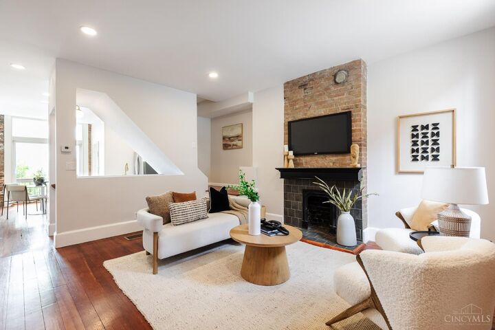 Property Photo:  525 Boal Street  OH 45202 