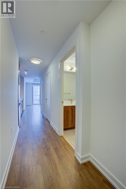 Property Photo:  15 Wellington Street Northwest 2705  ON N3G 0E4 