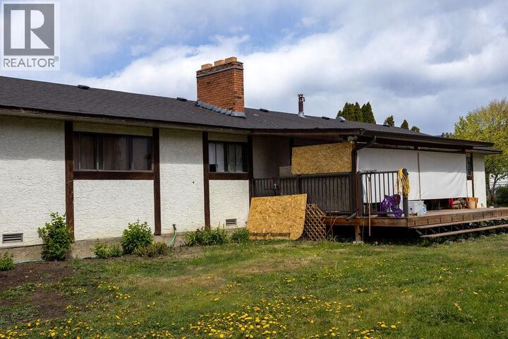 Property Photo: 595 McWilliams Road BC V1X 7M2