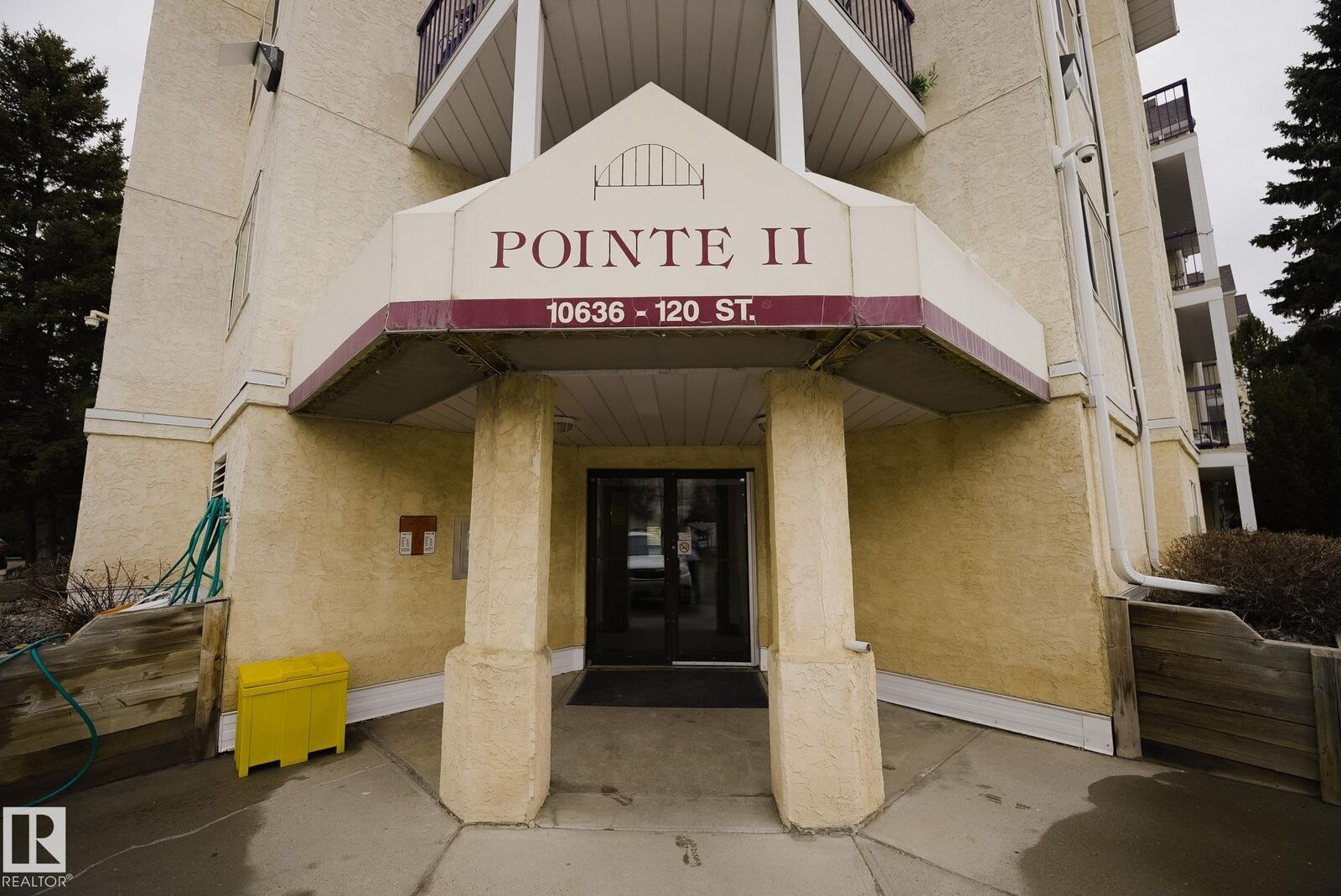 Property Photo: 10636 120 Street NW 142 AB T5H 4L5