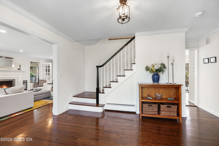 Property Photo:  2 Daffodil Lane  CT 06807 