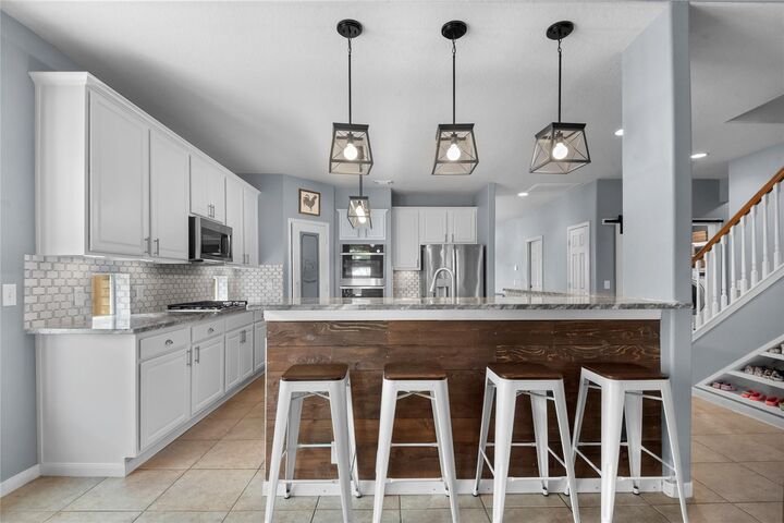 Property Photo:  2914 Sandleigh Drive  TX 77388 