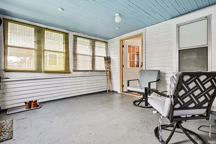 Property Photo:  1249 N Meade Street  IN 46628-2830 