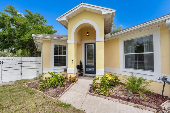 Property Photo:  3217 W Bay Avenue  FL 33611 