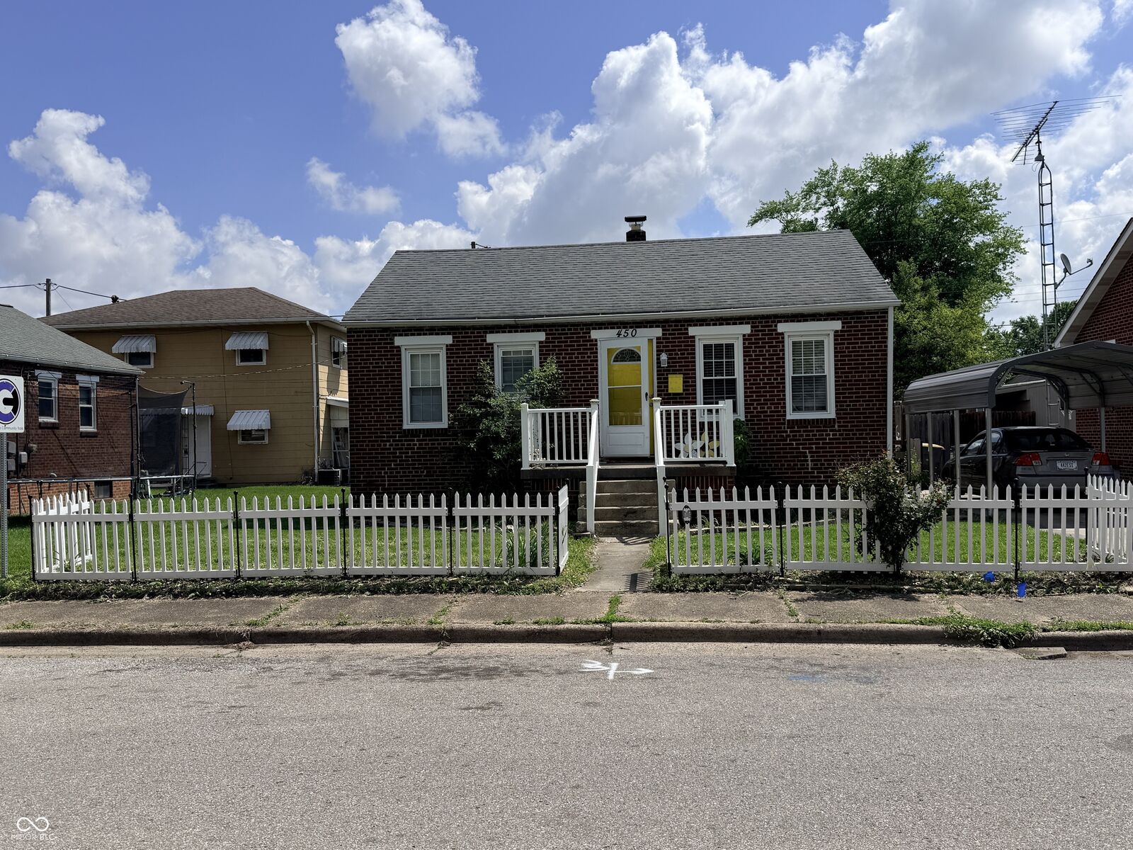 Property Photo:  450 Kessler Boulevard  IN 47274 