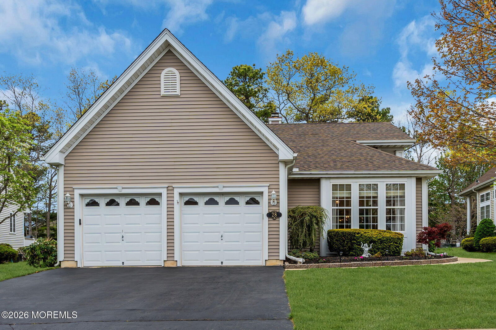 Property Photo:  28 Turtle Creek Run  NJ 08005 