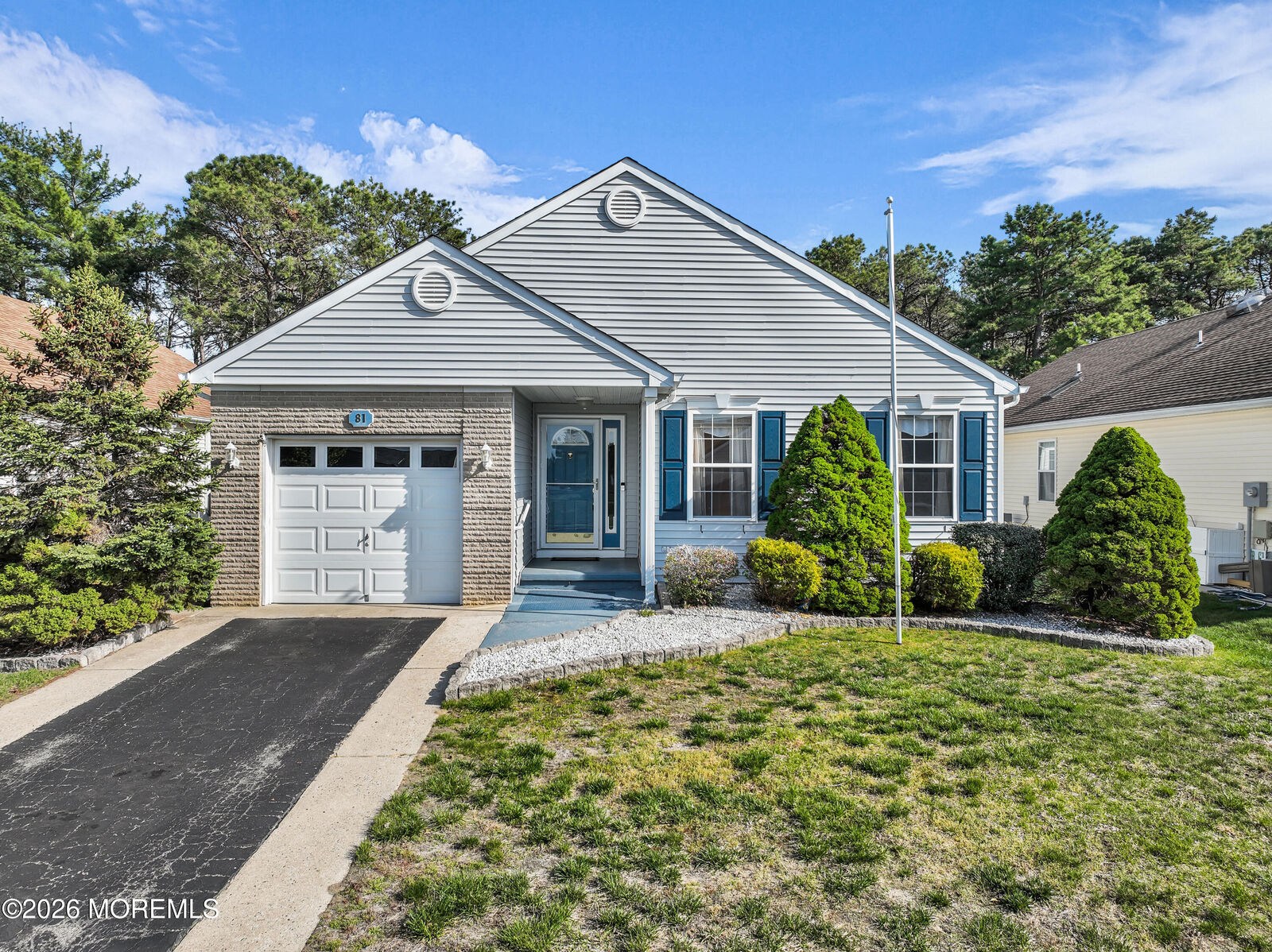 Property Photo:  81 Woodstock Drive  NJ 08757 