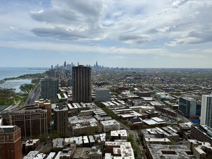 Property Photo:  655 W Irving Park Road 5013  IL 60613 