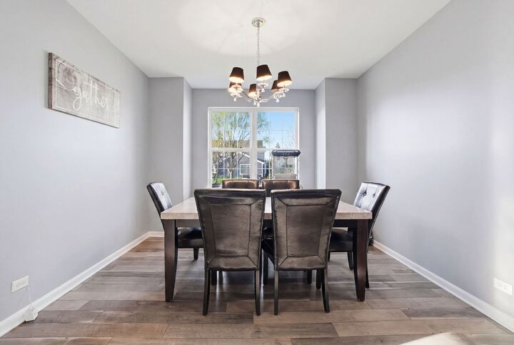 Property Photo:  3030 Seekonk Avenue  IL 60124 