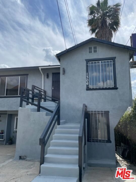 Property Photo:  1306 Talmadge Street  CA 90027 