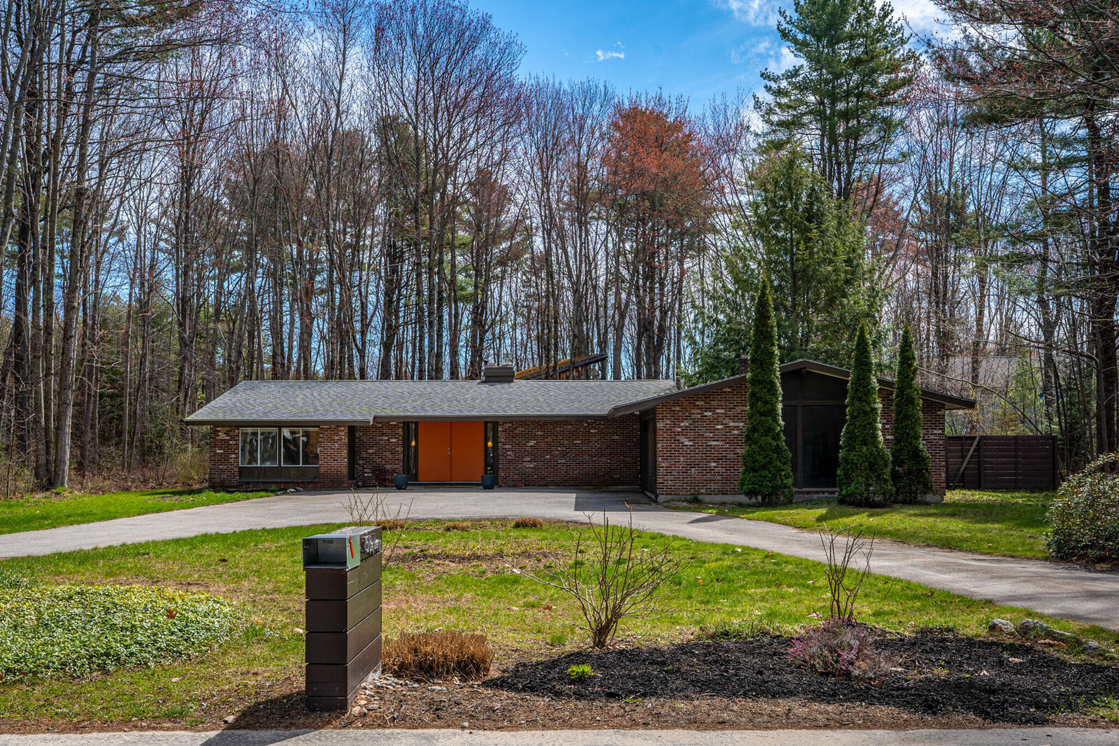 Property Photo: 15 Bayberry Lane ME 04074