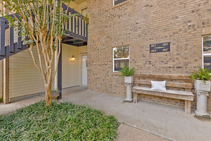 Property Photo: 1809 Brockton Pl TN 37064
