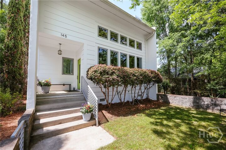 Property Photo:  145 Satula Avenue  GA 30601 