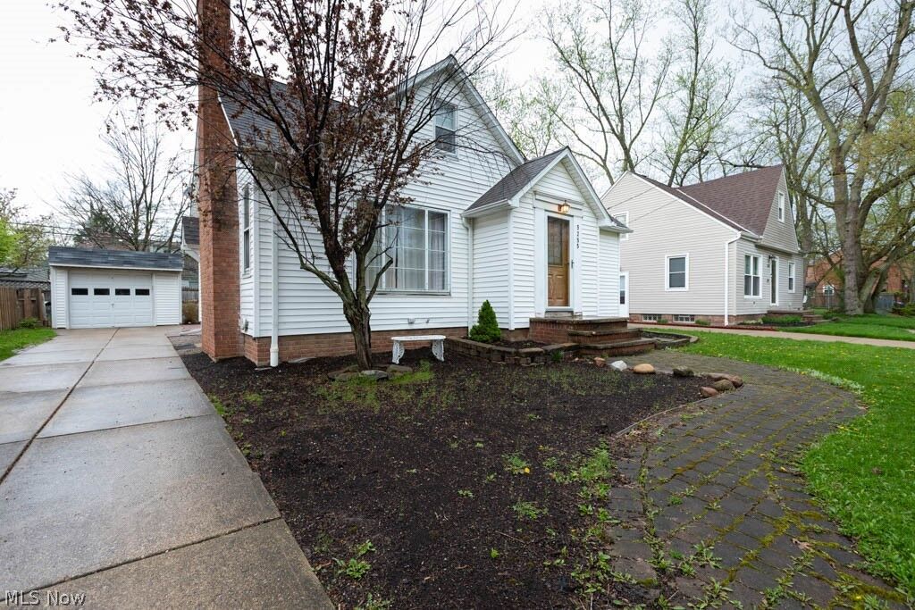 Property Photo:  5255 Haverford Drive  OH 44124 