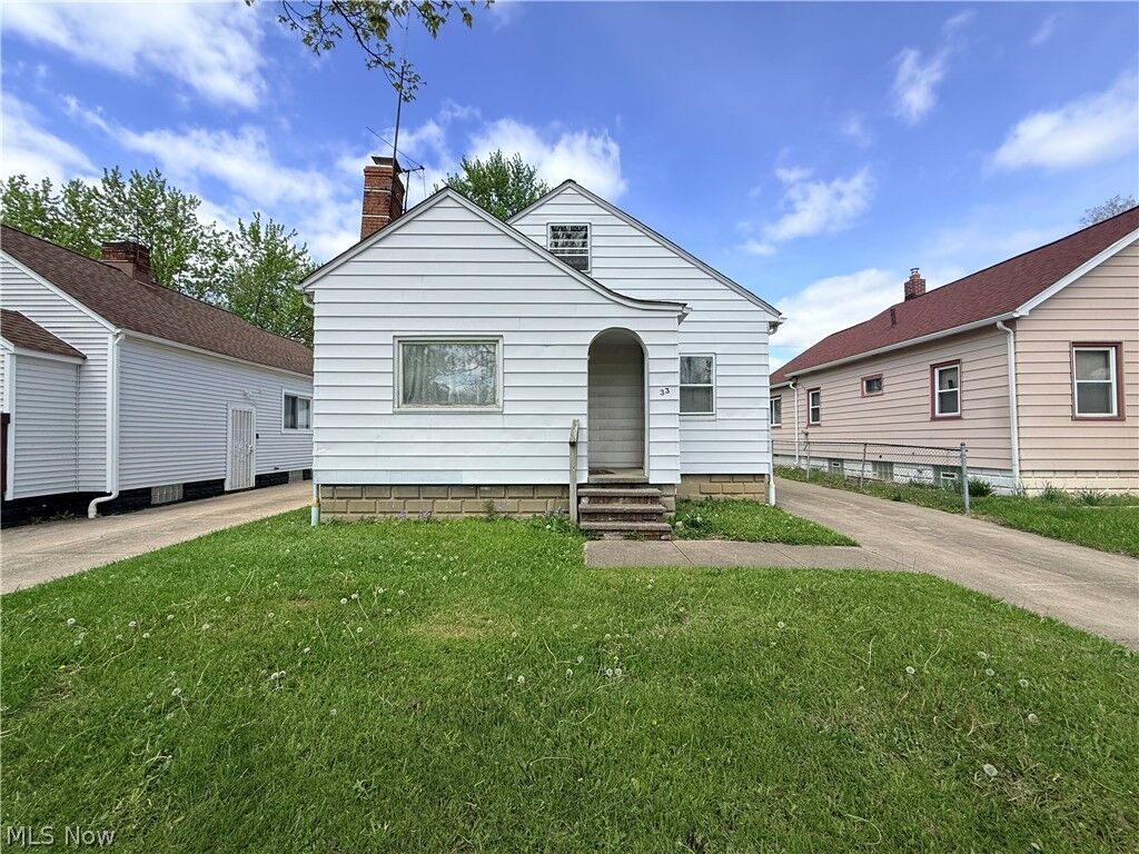 Property Photo:  33 Henry Street  OH 44146 