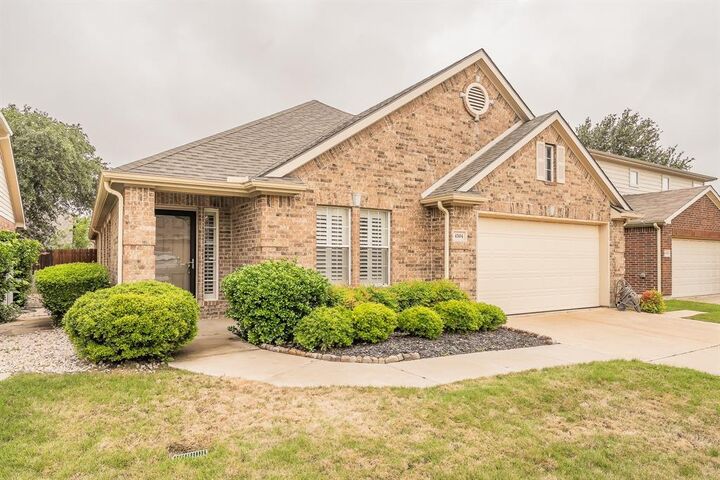 Property Photo:  4504 Chris Drive  TX 76244 